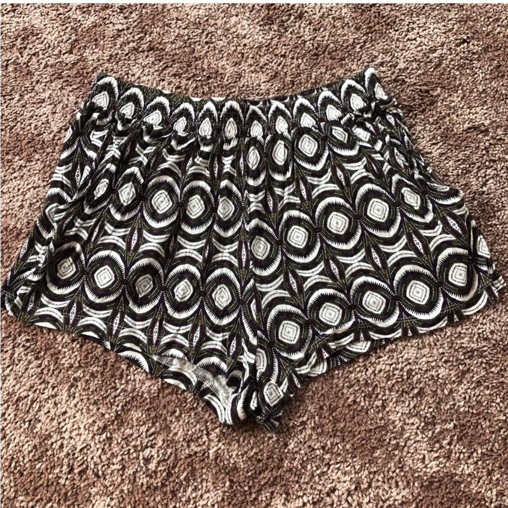 H&M Patterned Shorts